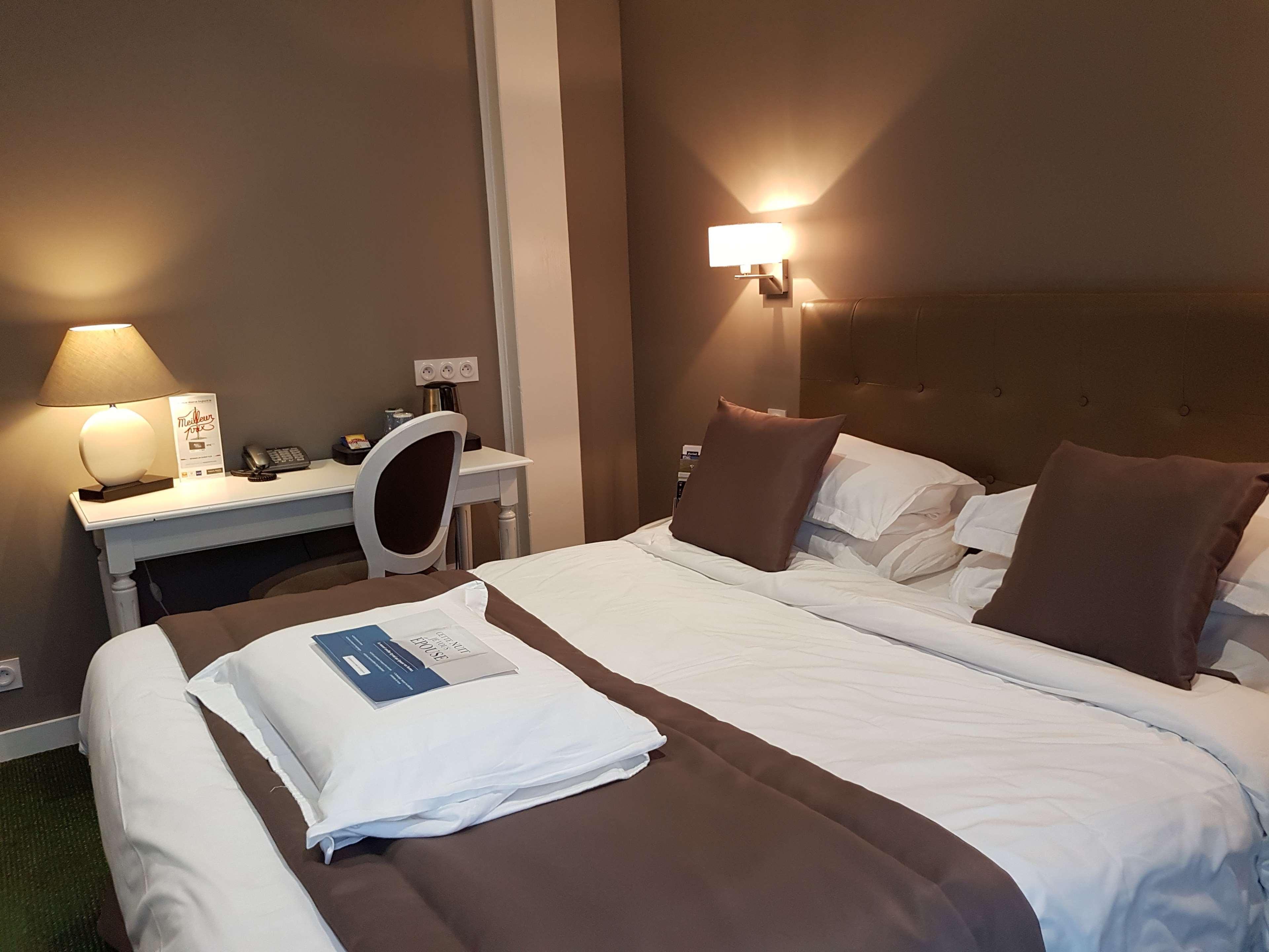 Kyriad Saumur Hyper Centre Hotel, Appartements, Seminaires Et Spa Soins Sothys Paris Exteriör bild