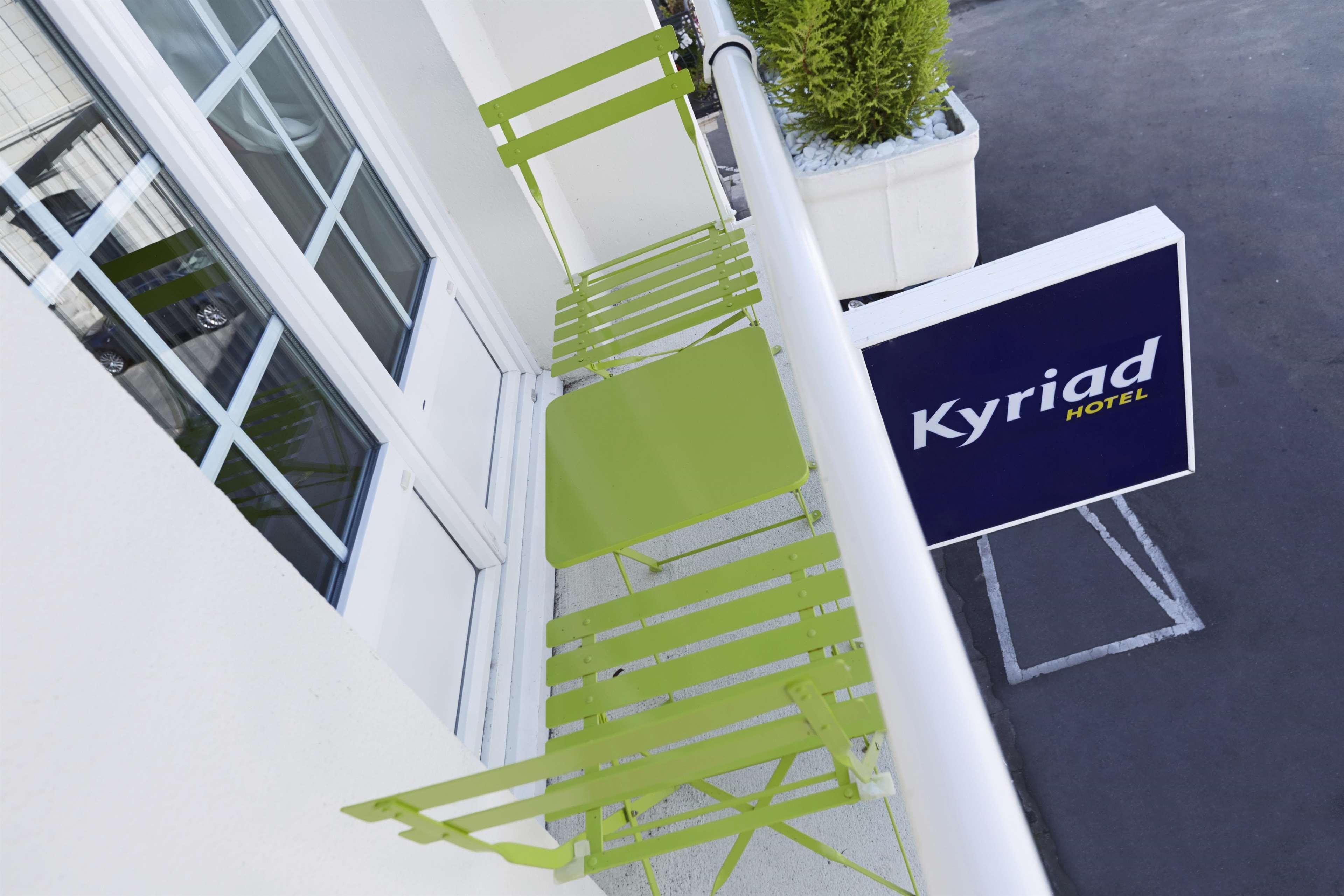 Kyriad Saumur Hyper Centre Hotel, Appartements, Seminaires Et Spa Soins Sothys Paris Exteriör bild