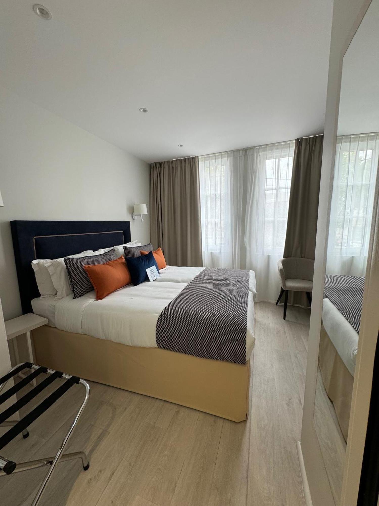 Kyriad Saumur Hyper Centre Hotel, Appartements, Seminaires Et Spa Soins Sothys Paris Exteriör bild